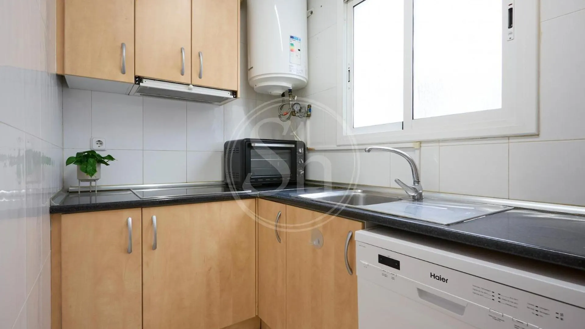 ברצלונה Luminescent Valencia Apartment 0*,  ספרד